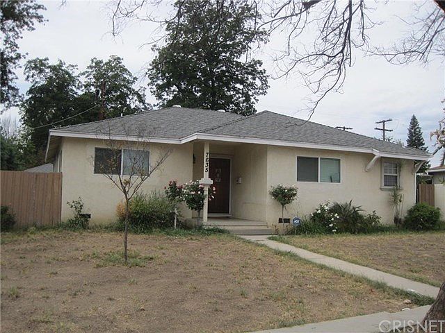 1st image of 7635 De Soto Ave