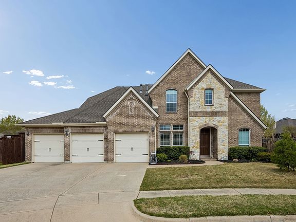 3rd image of 107 King Ct