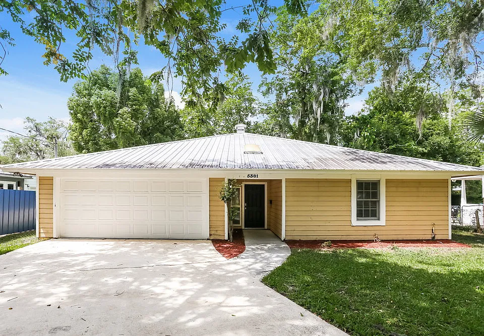 5381 Fremont St