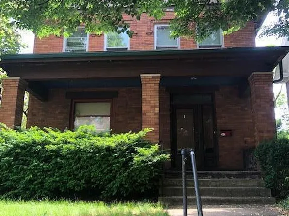 49 E Oakland Ave, Columbus, OH 43201