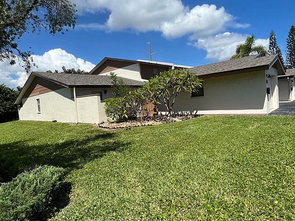 3rd image of 132 Kristi Dr