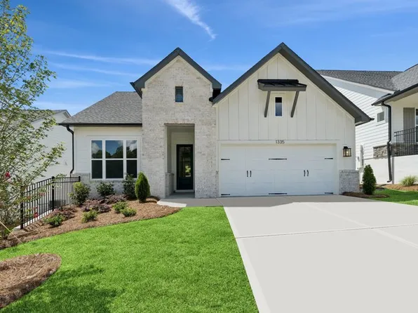 1335 Autumn Lake Dr SW, Gainesville, GA 30504