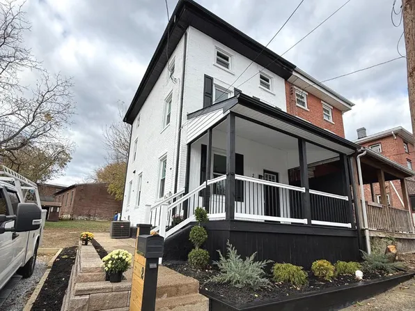 2 Church St, Upland, PA 19015