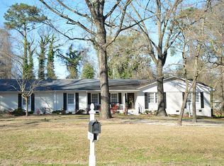 2778 Forrest Dr, Kinston, NC 28504