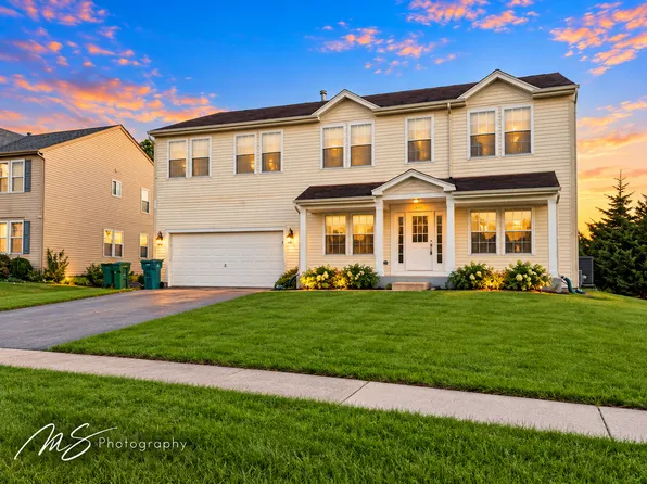 640 Settlement Dr, Maple Park, IL 60151