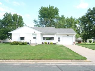 176 W Cope St, Ellsworth, WI 54011