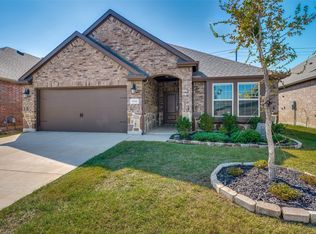 10516 Fountain Gate St, Aubrey, TX 76227