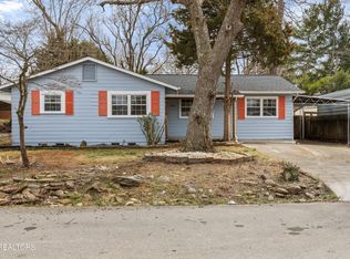 434 Defoe Cir, Maryville, TN 37804
