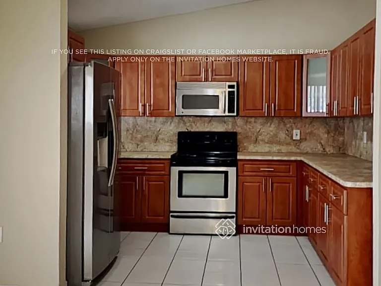 12748 NW 102nd Ave — Photo 7