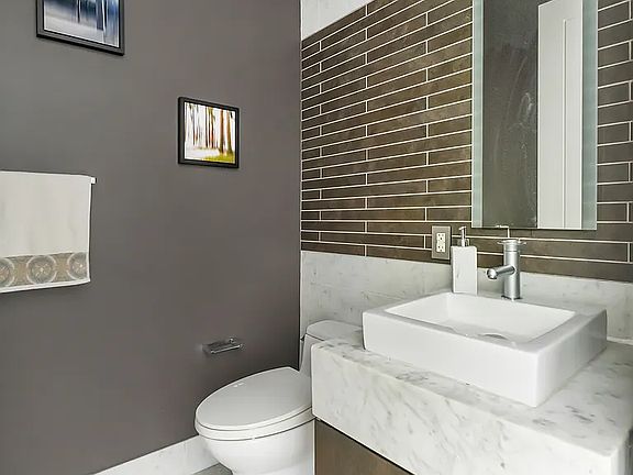 5th image of 243 W 60th St APT 2F