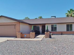 902 W Cheyenne Dr, Chandler, AZ 85225