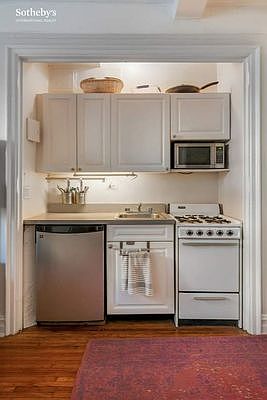 5th image of 457 W 57th St #1214