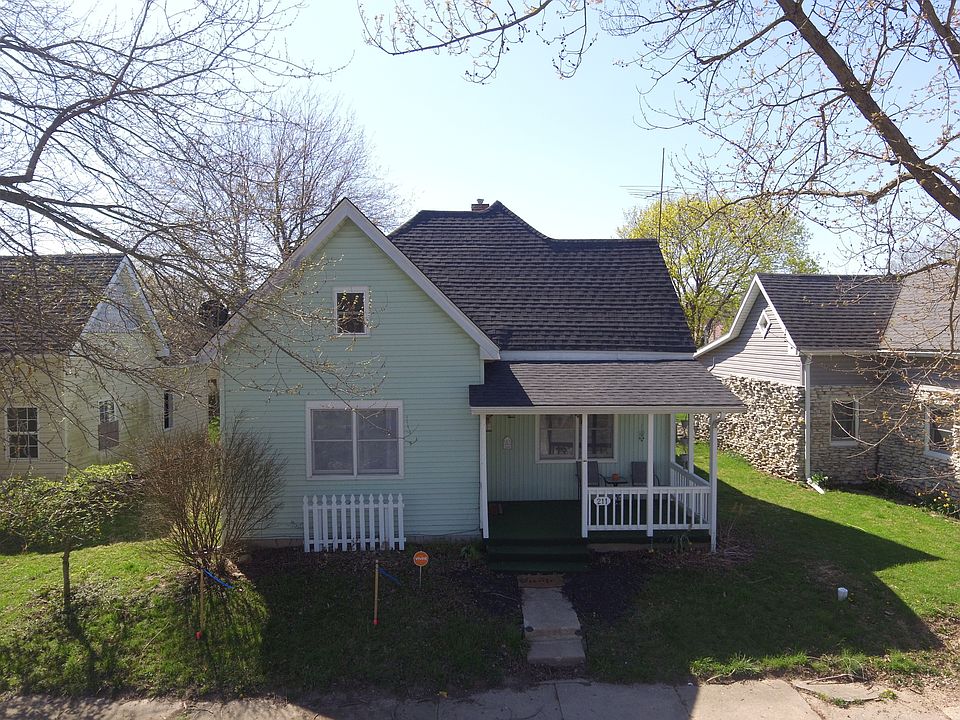 211 S Center St, Frankton, IN 46044 MLS 21912022 Zillow