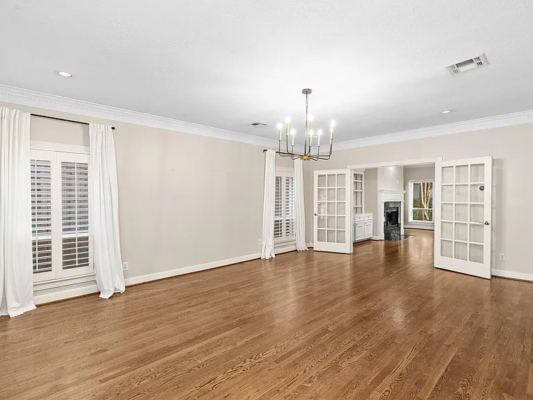 3127 Lafayette St — Photo 8
