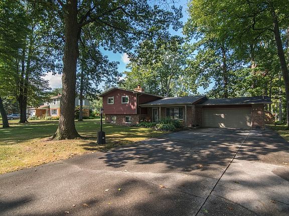 3rd image of 3062 E Birch Dr