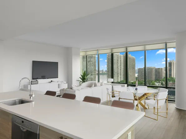 2030 Hudson Street image 54 of 284