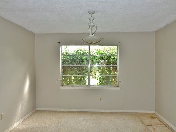2nd image of 140 Cameron Dr