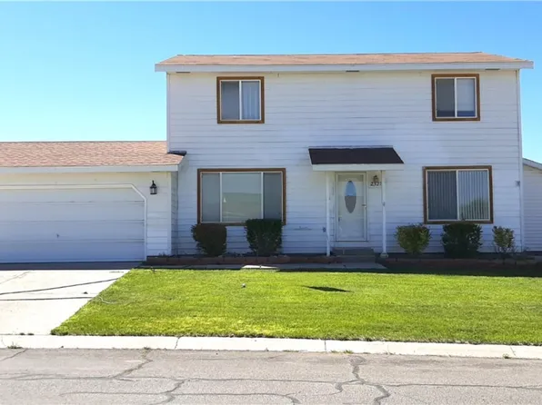 2327 Iron Dr, Ely, NV 89301
