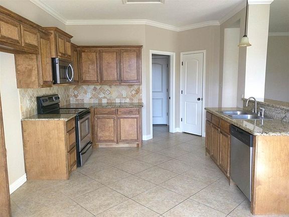 5th image of 1580 Dylan Dr