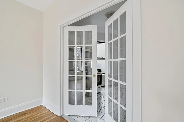 Rented by Cooper & Cooper Real Estate | media 14