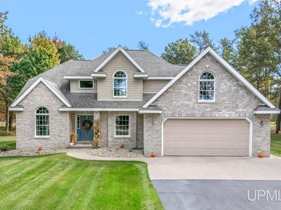 7794 N Lake Bluff .5 Drive Ave, Gladstone, MI, 49837