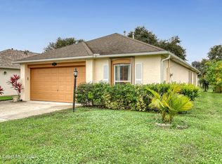 2046 Redwood Cir NE, Palm Bay, FL 32905