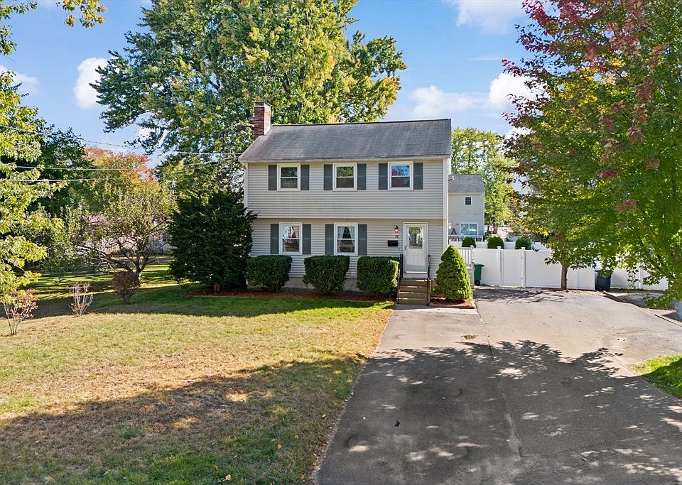 1st image of 70 Underhill St