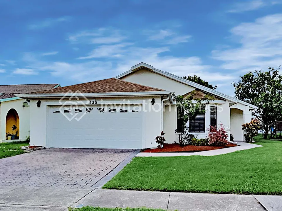 330 Chicago Woods Cir