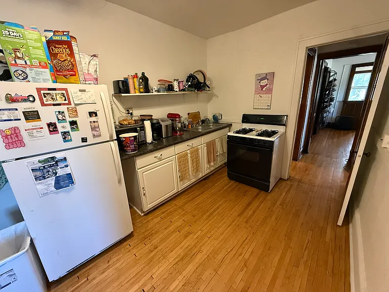 1577 Ashland Ave #3 — Photo 3