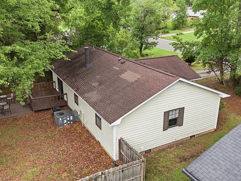 817 Wyldewood Rd — Photo 28