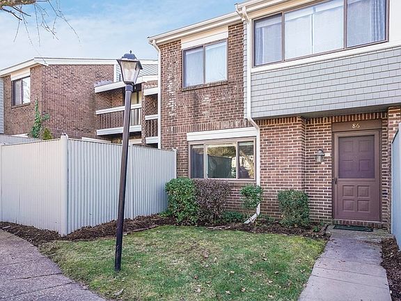 2nd image of 86 Bailey St #306