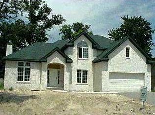 9054 Orchard Lake Rd, Holland, OH 43528