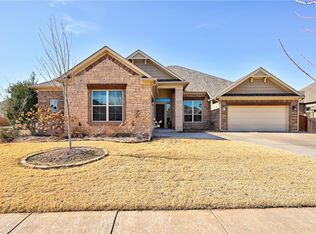 18513 Mesa Rd, Norman, OK 73071