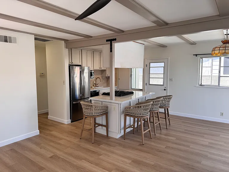 220 W Avenida Alessandro — Photo 6