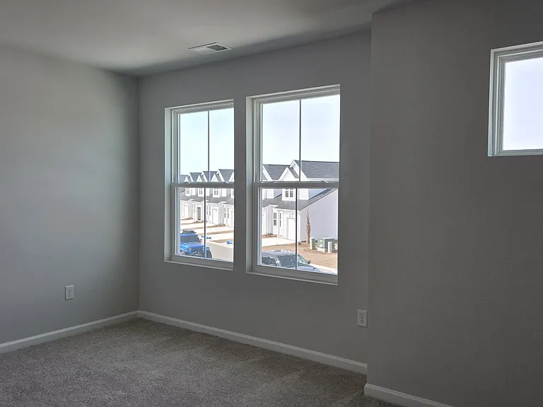 1374 Speedway St — Photo 19