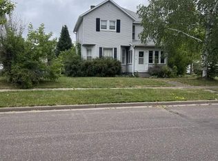 722 10th Ave W, Ashland, WI 54806