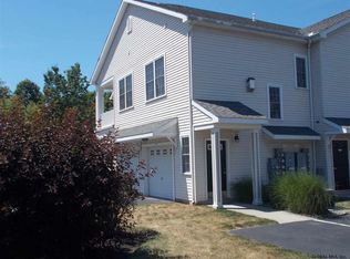 201 N Rdg, Troy, NY 12182