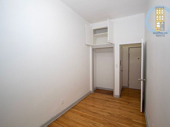 5th image of 43 W 68th St #4FF