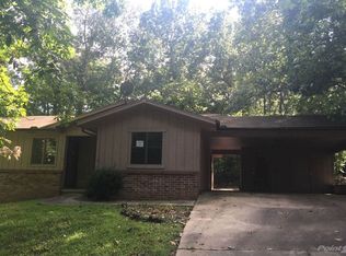 8 Amesbury Dr, Bella Vista, AR 72715
