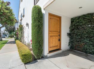 601 1/2 Poinsettia Ave, Corona Del Mar, CA 92625