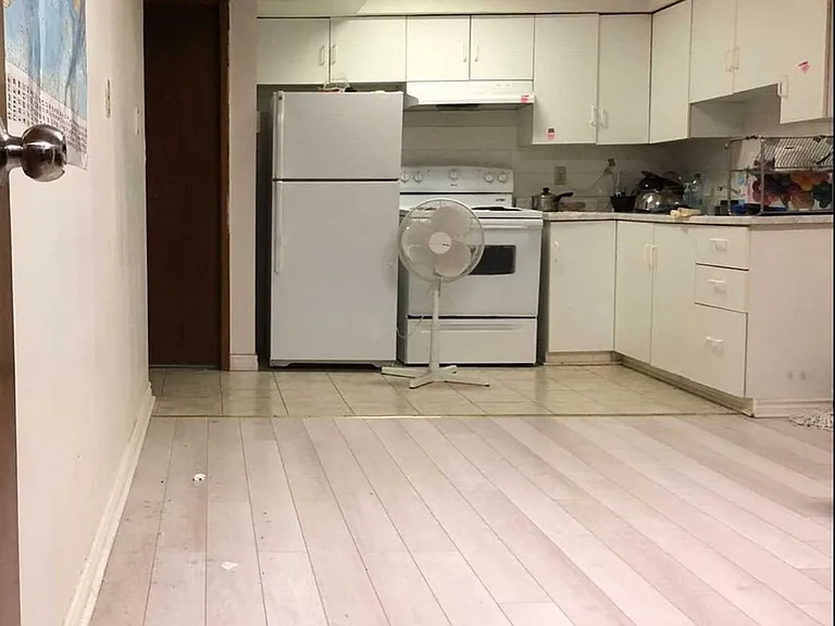 67 Chipwood Cres #LOWER — Photo 5