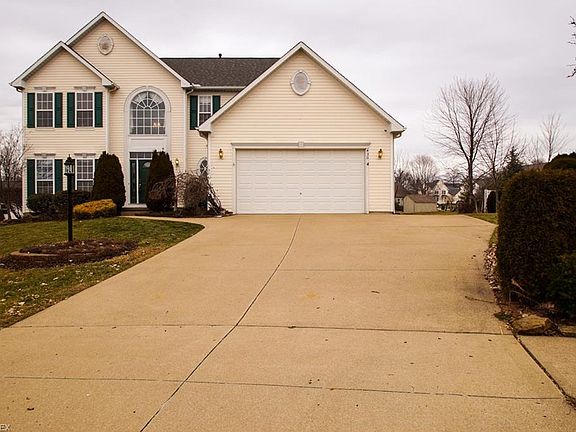 3rd image of 430 Rockglen Dr