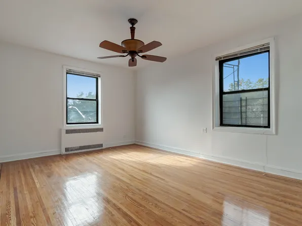 909 East 29th Street image 11 of 15