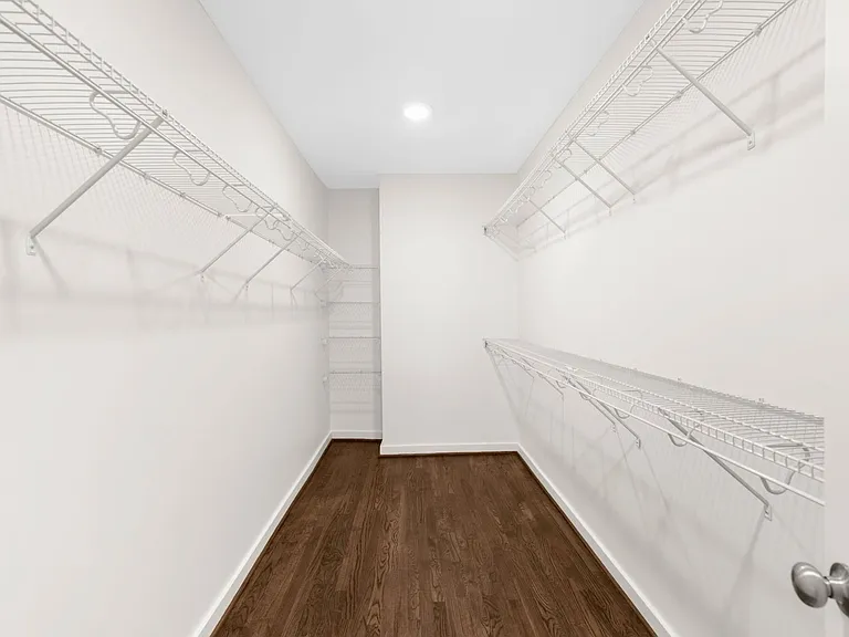 Greenview Apartments - Forest Park — Photo 26