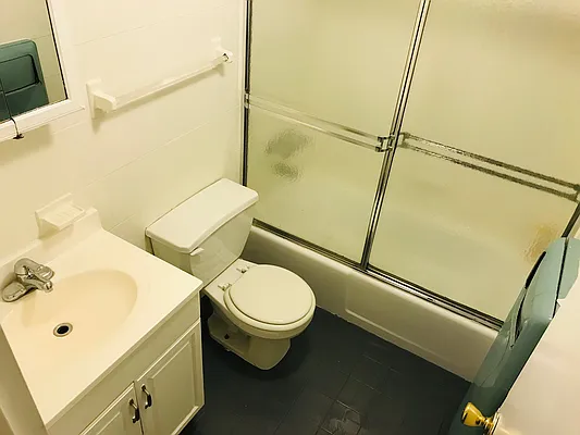 Rented by Roberto Guilbet, LREB | media 22