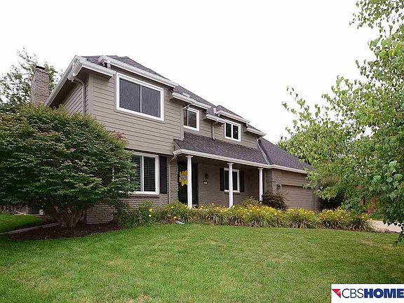 2nd image of 16351 Oak Cir