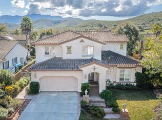 66 Via Ricardo, Thousand Oaks, CA 91320