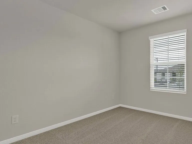 325 Darwin Pl — Photo 17