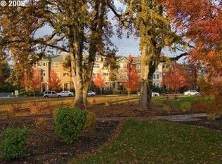 5833 NE Orenco Gardens Dr, Hillsboro, OR 97124