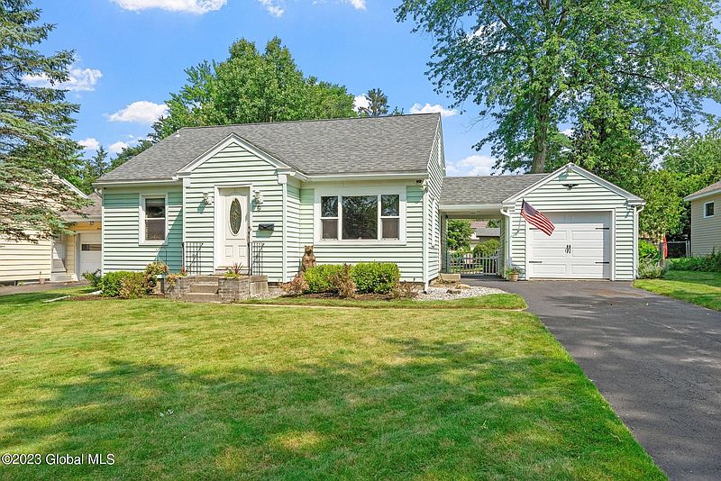 3rd image of 5 Buchman Drive